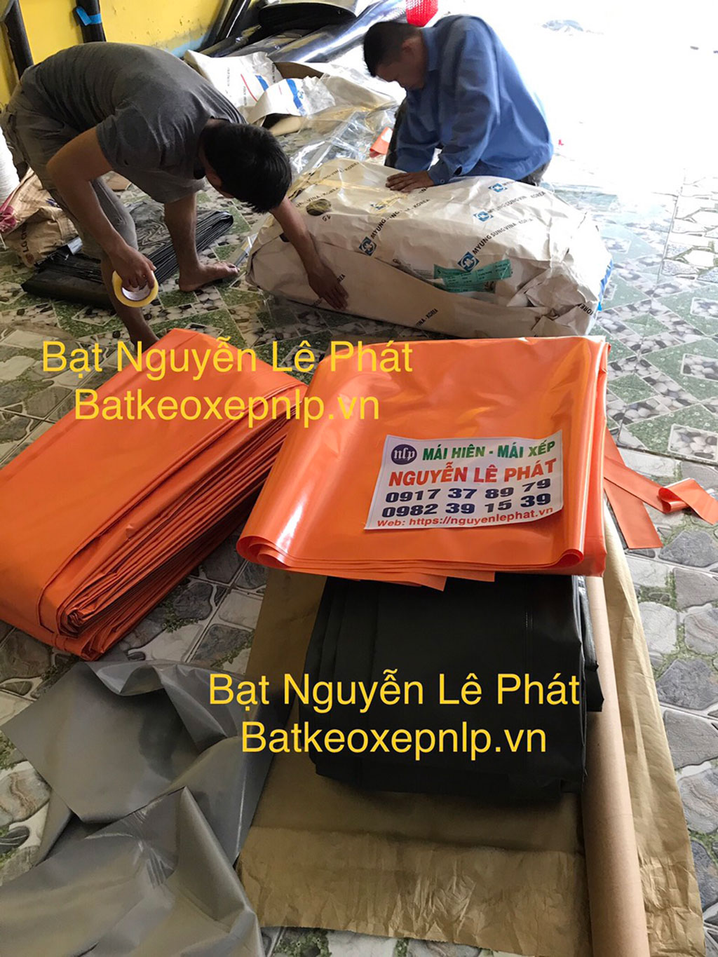 Bạt xanh cam vàng đỏ